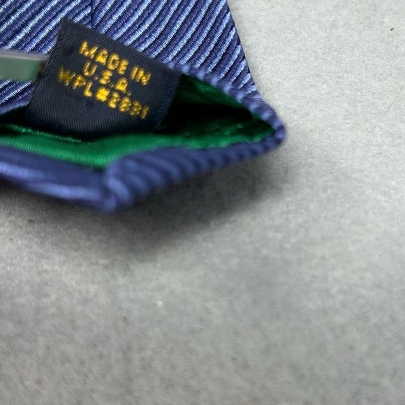 TOMMY HILFIGER RED BLUE STRIPES SILK NECKTIE TIE, 3.5 x 56 - Picture 5 of 6